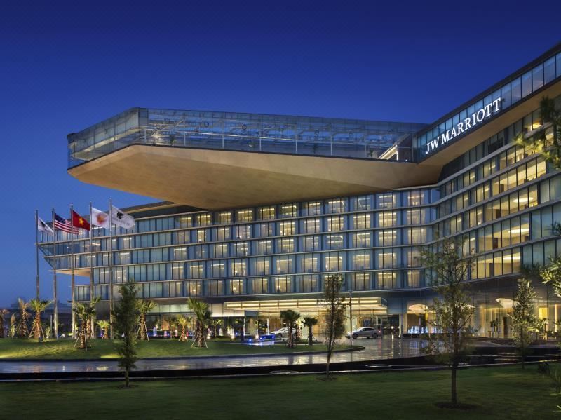 JW_메리어트_호텔_하노이_호텔_외관.jpg