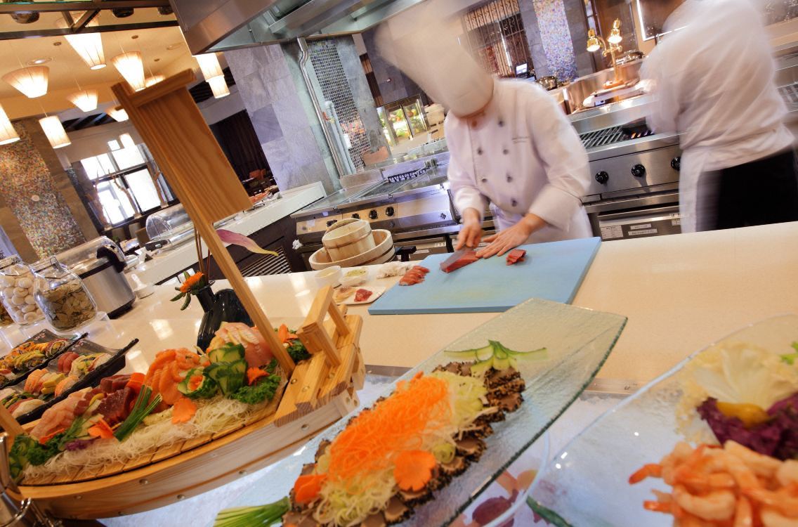 인터콘티넨탈 알펜시아 평창 리조트_내관_레스토랑&회의실.jpg