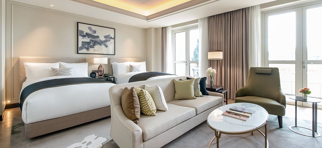 인천 파라다이스 시티_내관_프리미어 디럭스룸.jpg