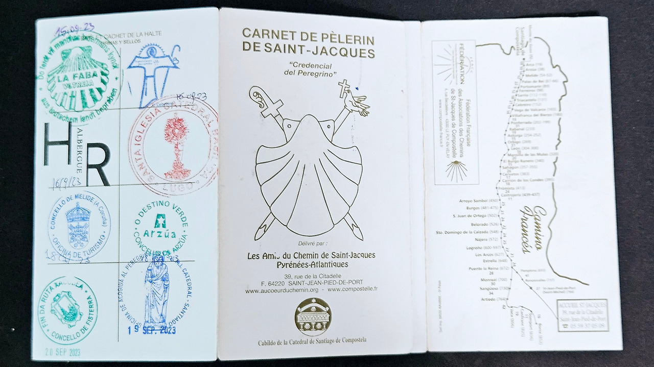 산티아고 여권1.jpg