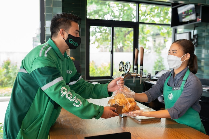 Starbucks-and-Grab-Partnership_FoodShare-Programme_Image-1.jpg