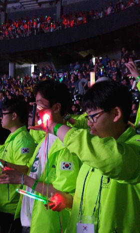 오프닝 불봉 .jpg