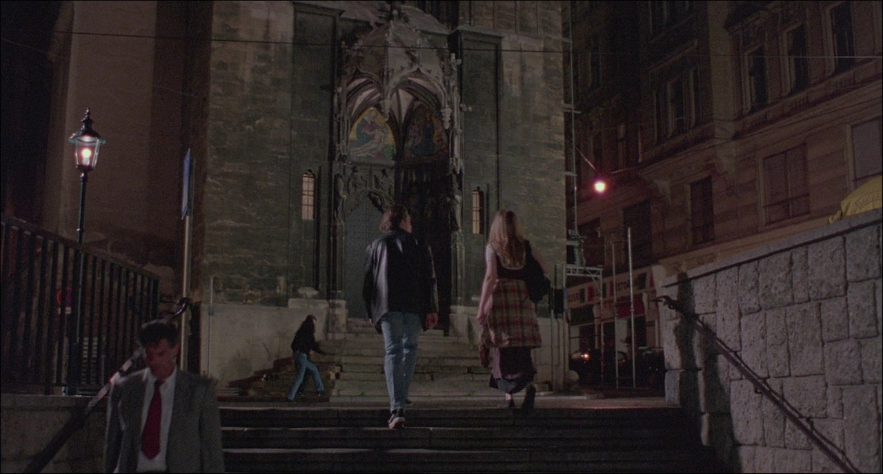 Before Sunrise 1995 CRITERION 720p BluRay DTS x264-DEPTH.mkv_002539495.jpg