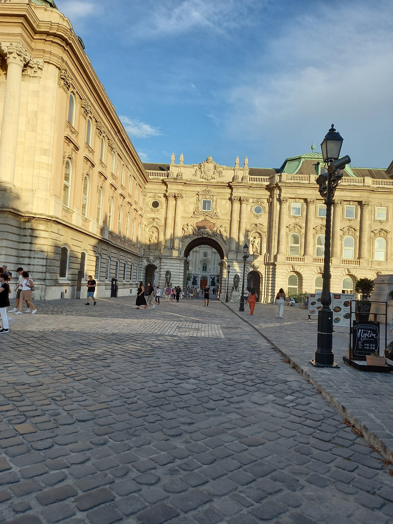 20240726_192336 (1).jpg