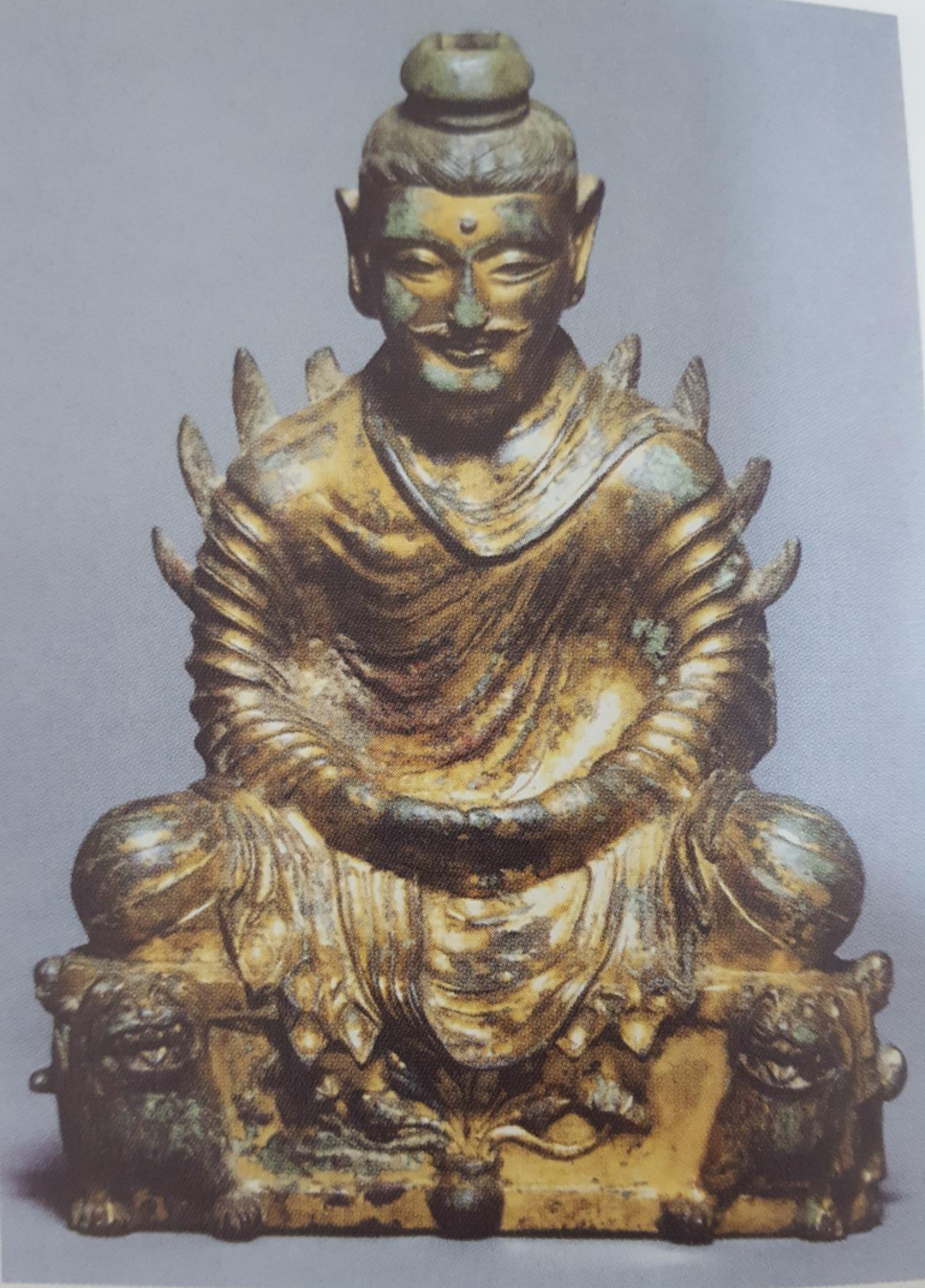 아서 색클러 박물관 금동불좌상.jpg