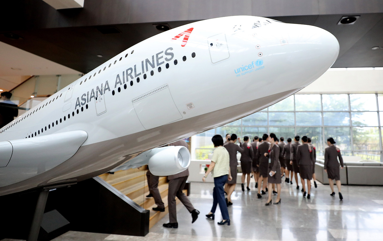 origin_아시아나항공의새주인은.jpg