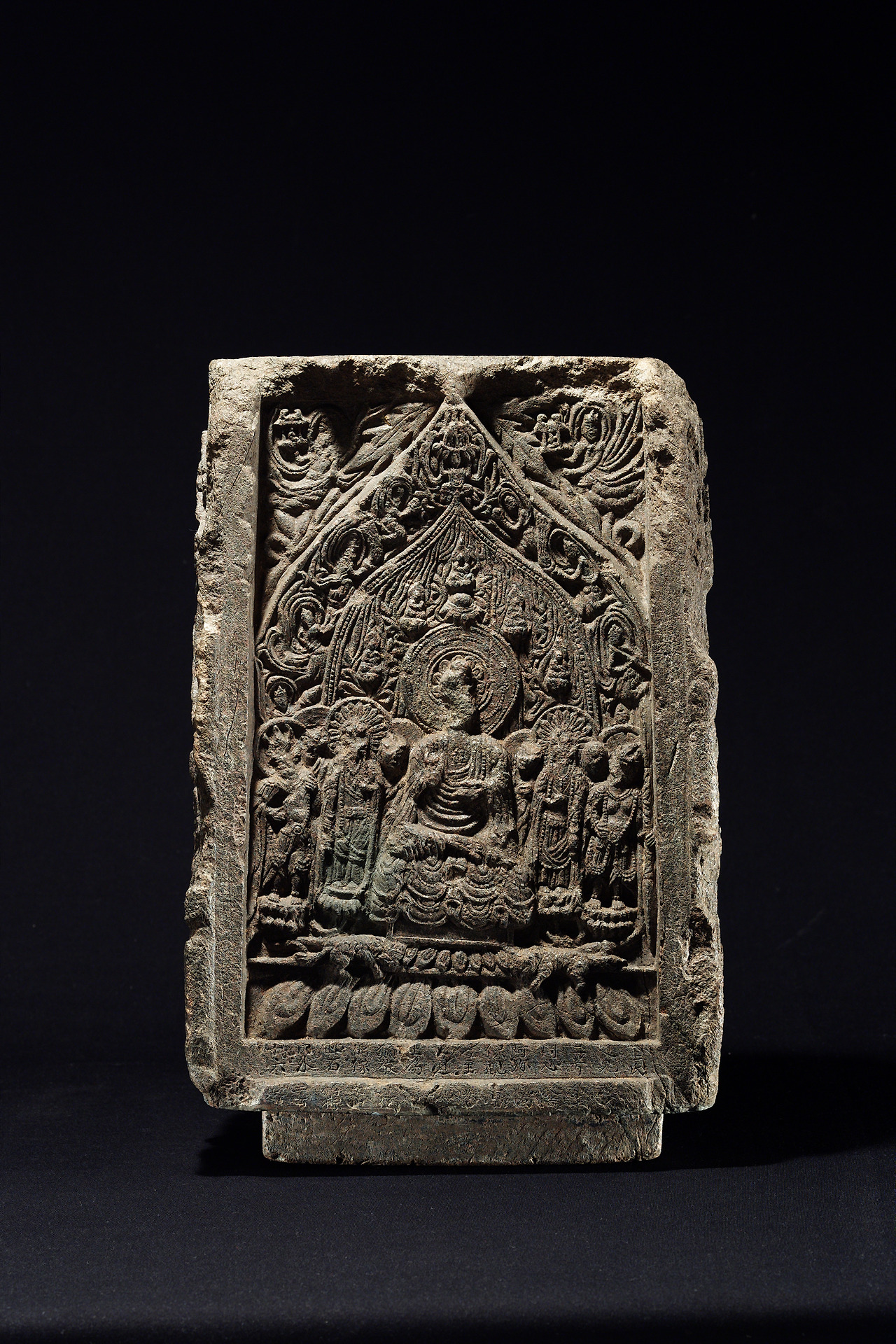 Buddhist_Stele_of_Amitabha_with_Inscription_of__Gyeyu_Year_,_Offered_by_Jeon.jpg