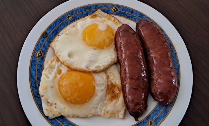 계란과 소시지.jpg