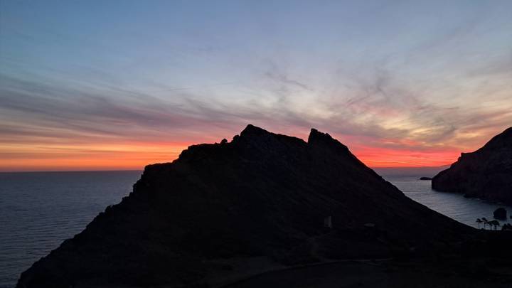 동트는 아침.jpg