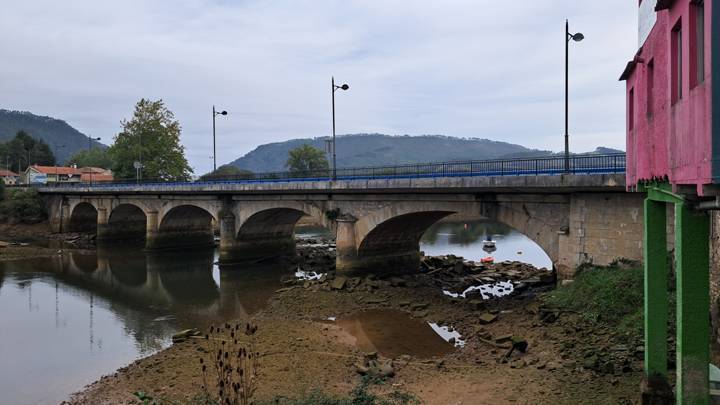 페수에스 다리.jpg