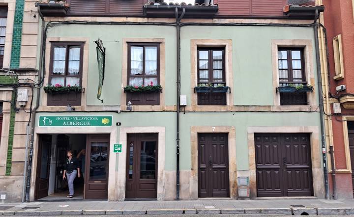 비야비시오사 알베르게.jpg