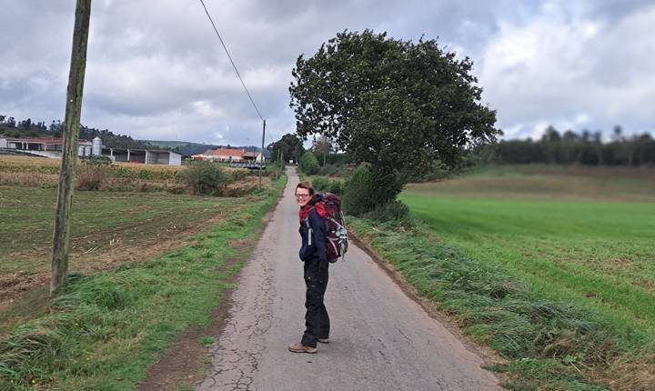 바람맞는 여자.jpg