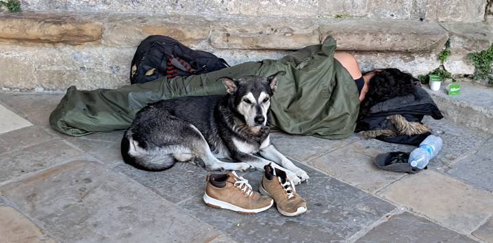 바욘 대성당 입구.jpg