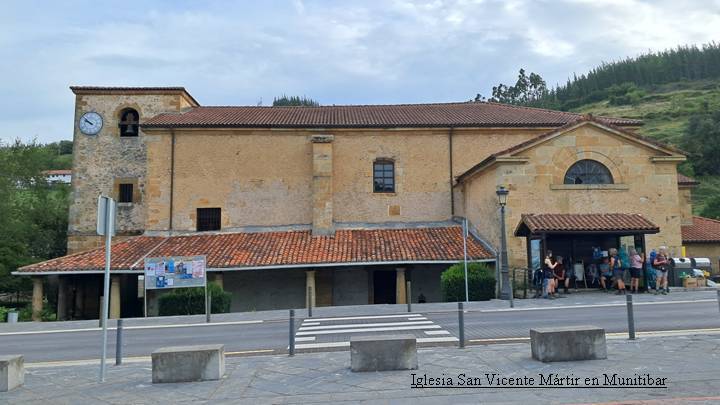 무니티바르 교회.jpg