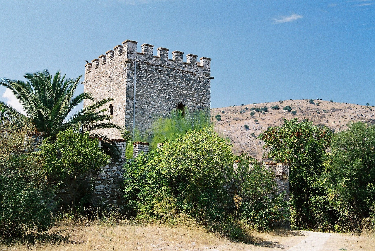 Butrint_(21)_Venetian_Fortress.jpg