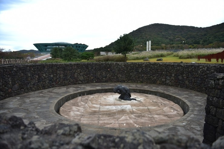 다운로드 (35).jpg