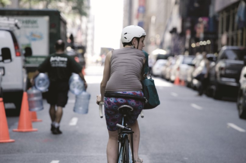 0017자전거여자.jpg