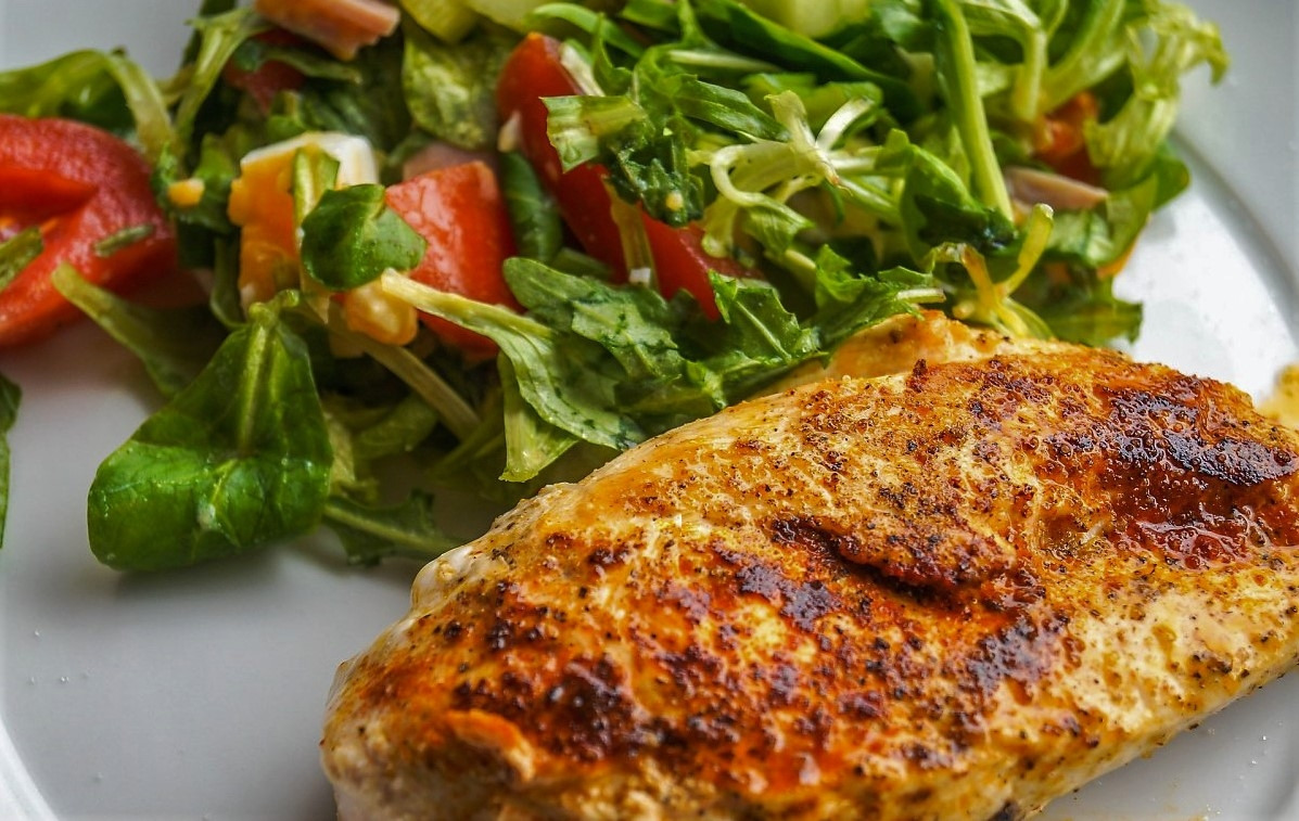 왜 꼭 닭가슴살일까.jpg