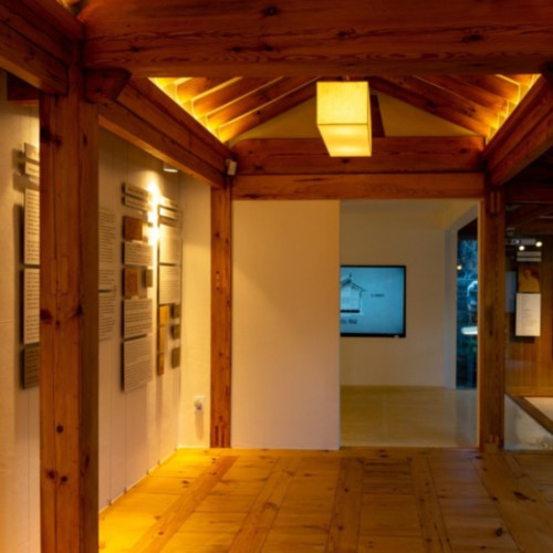 수정됨_북촌한옥역사관 2.jpg