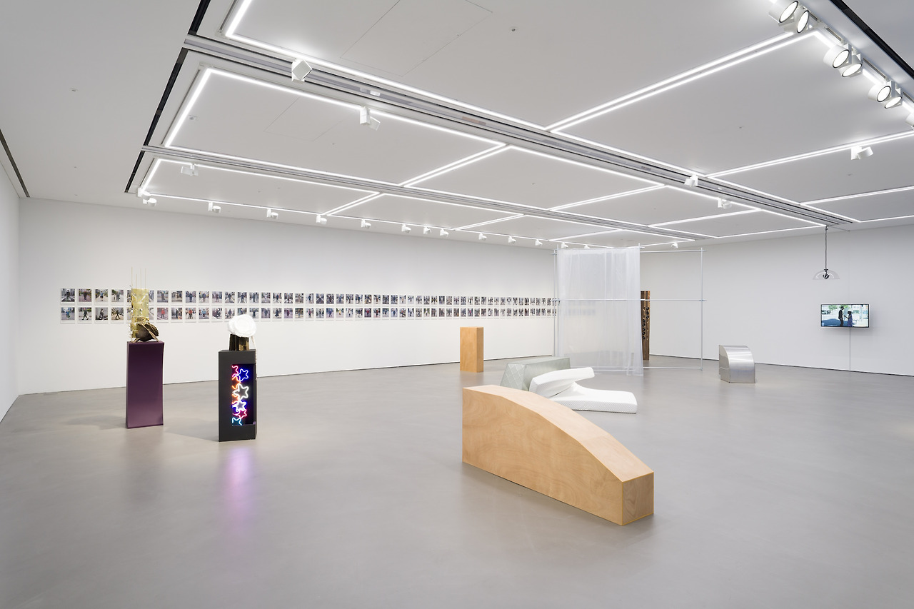 3. 두산인문극장 기획전 《Ringing Saga》, 전시 전경, 두산아트센터 두산갤러리, 서울, 2025, 사진 고정균.jpg