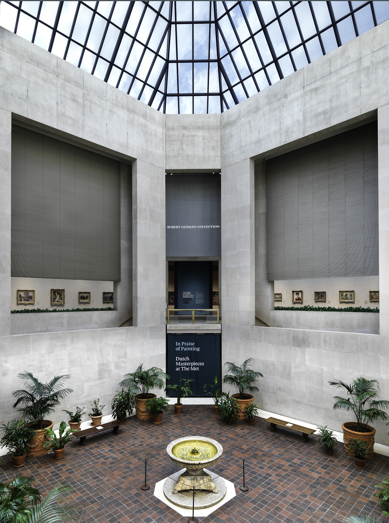 리먼 윙 전경.jpg