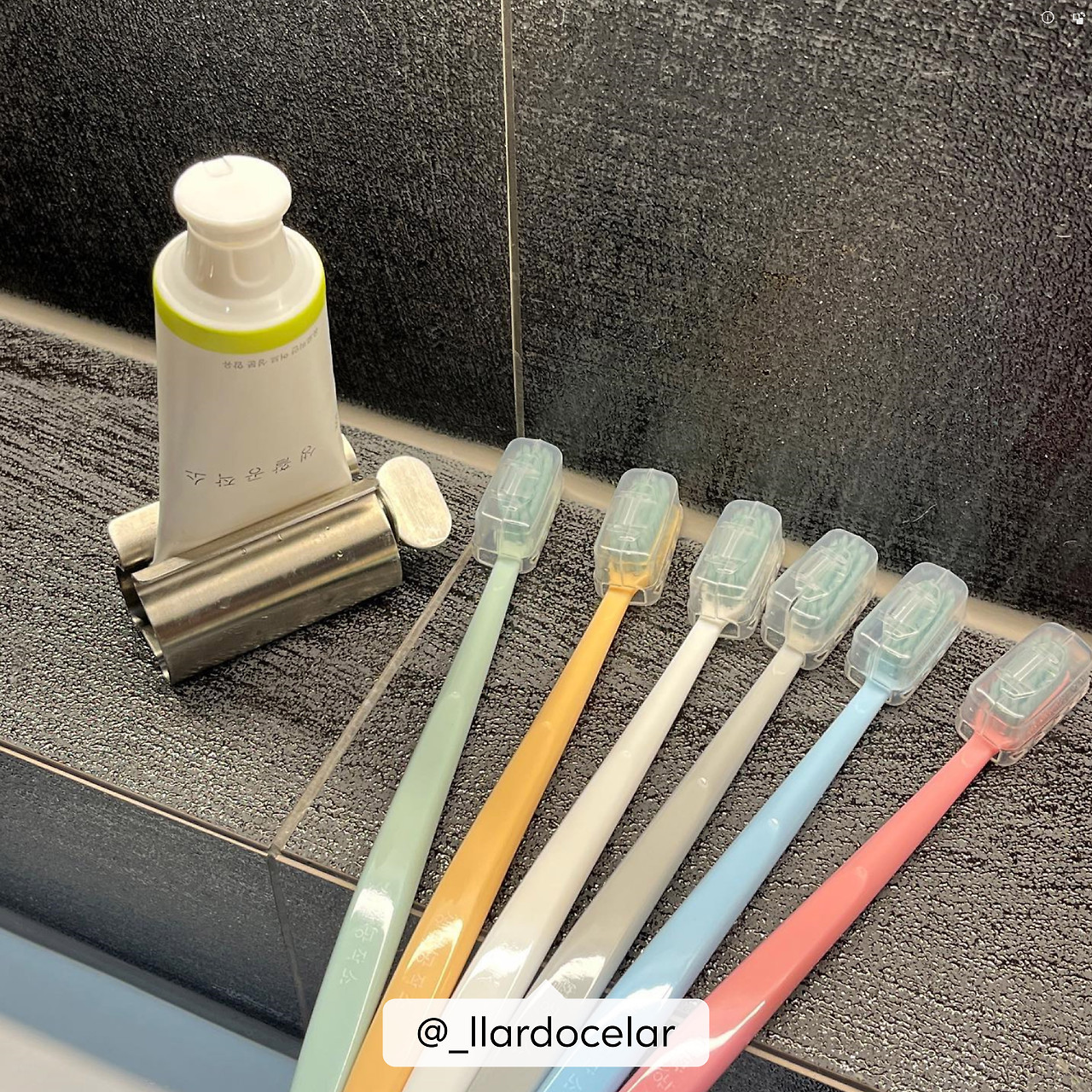 230814_생공적일상 칫솔_3.jpg