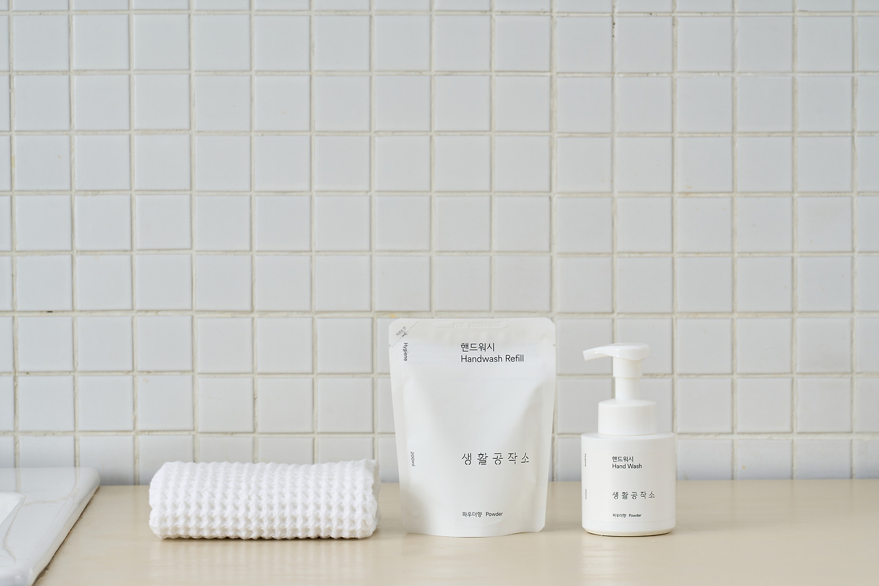 [생활공작소 보도자료] 생활공작소 핸드워시, 이제 전국 이마트에서 만나볼 수 있다! 20230803.jpg