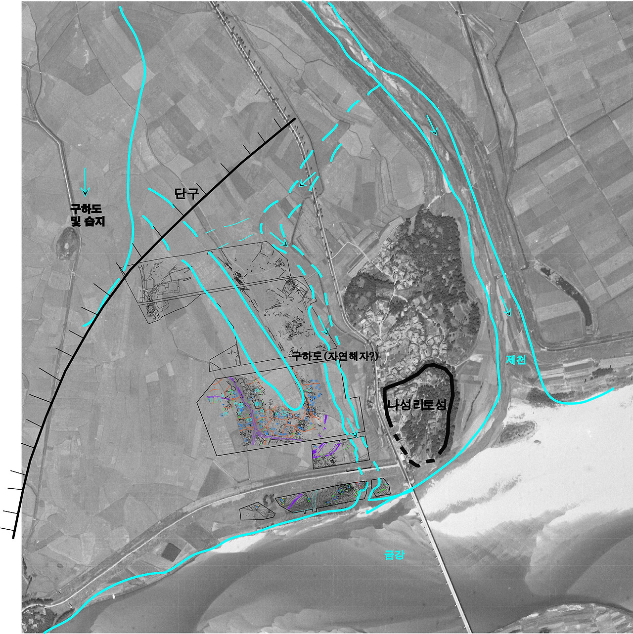 4-6 나성리 유적에 대한 고지형 분석도. 유적 내 토성을 둘러싼 옛 물길과 금강, 제천이 일종의 '해자'로 활용된 사실이 드러났다. 이홍종 교수 제공.jpg