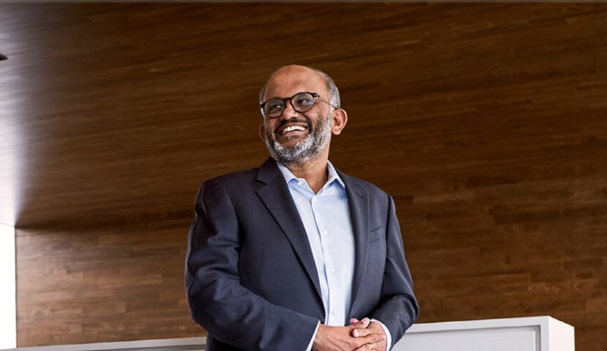 샨타누 나라옌.jpg