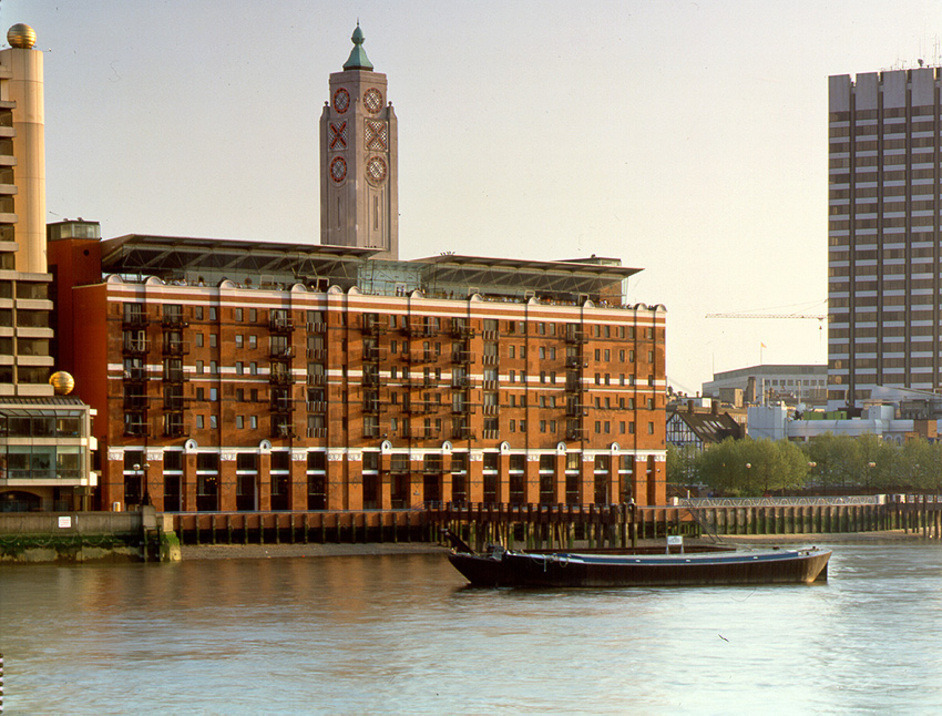 Oxo Tower and Gabriel's Wharf1.jpg