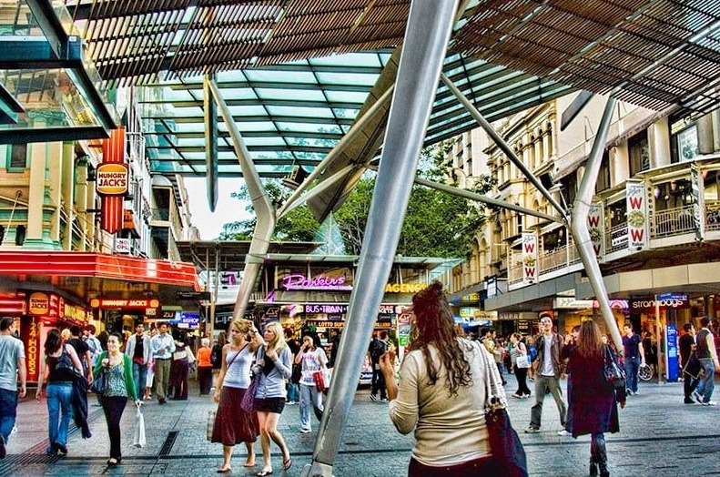 Queen St Mall(2).jpg