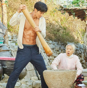 톱스타유백이 떡.jpg