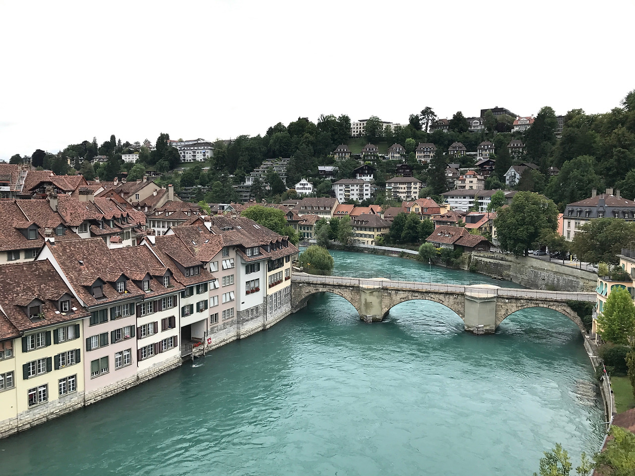 역사의 도시 스위스 베른(Bern)에서 찾은 여유