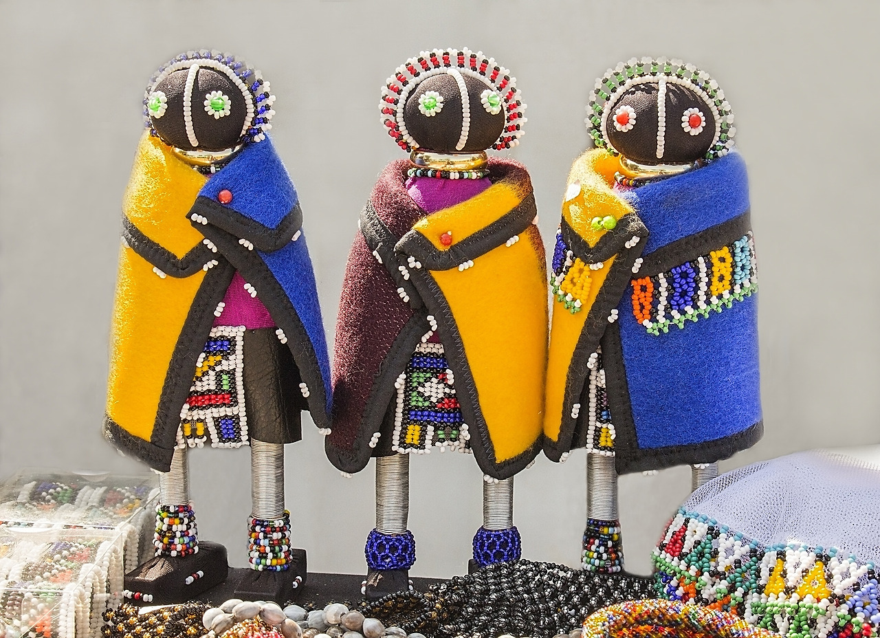 ndebele_성년식_doll.jpg