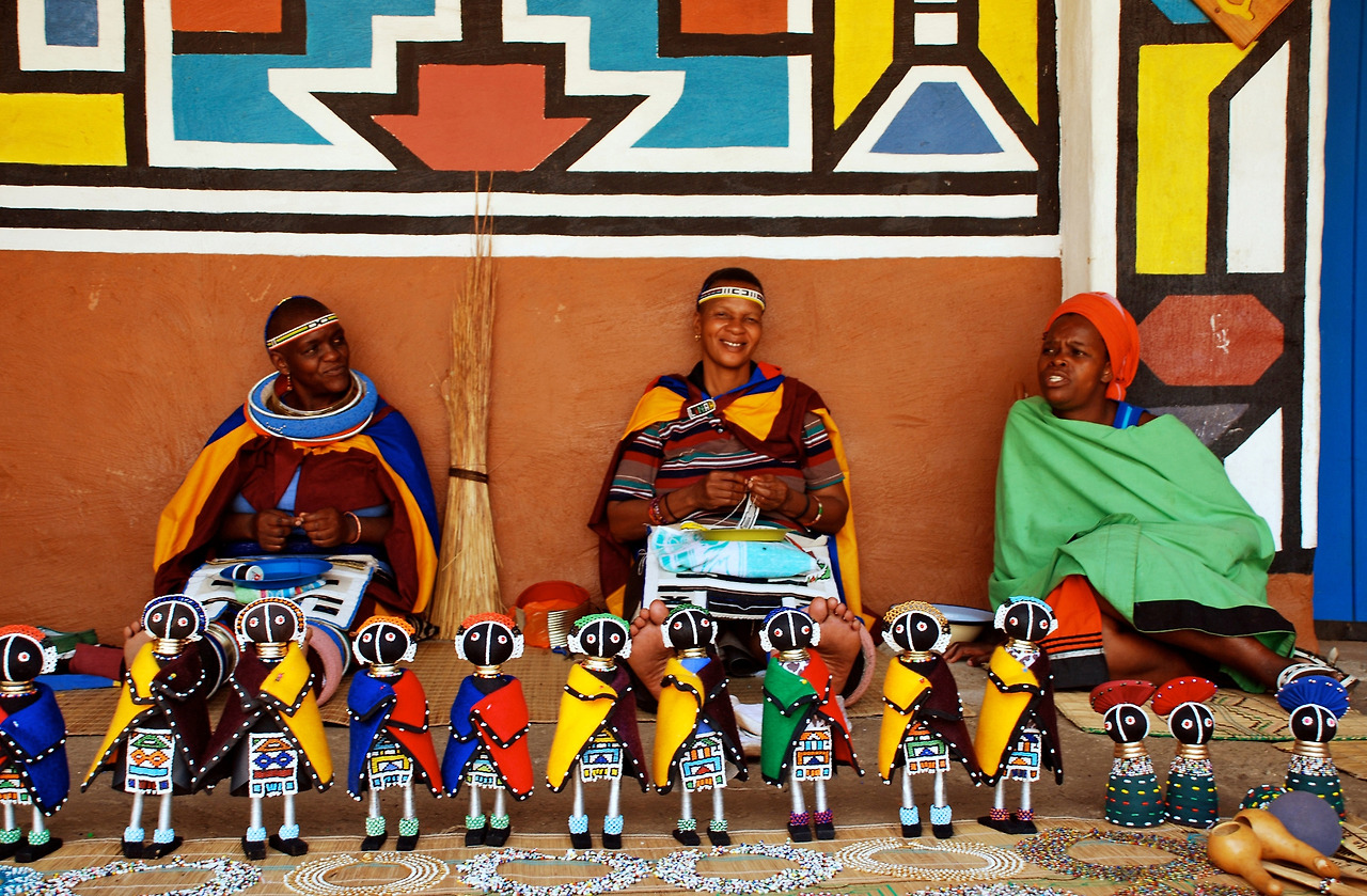 ndebele_dolls.jpg
