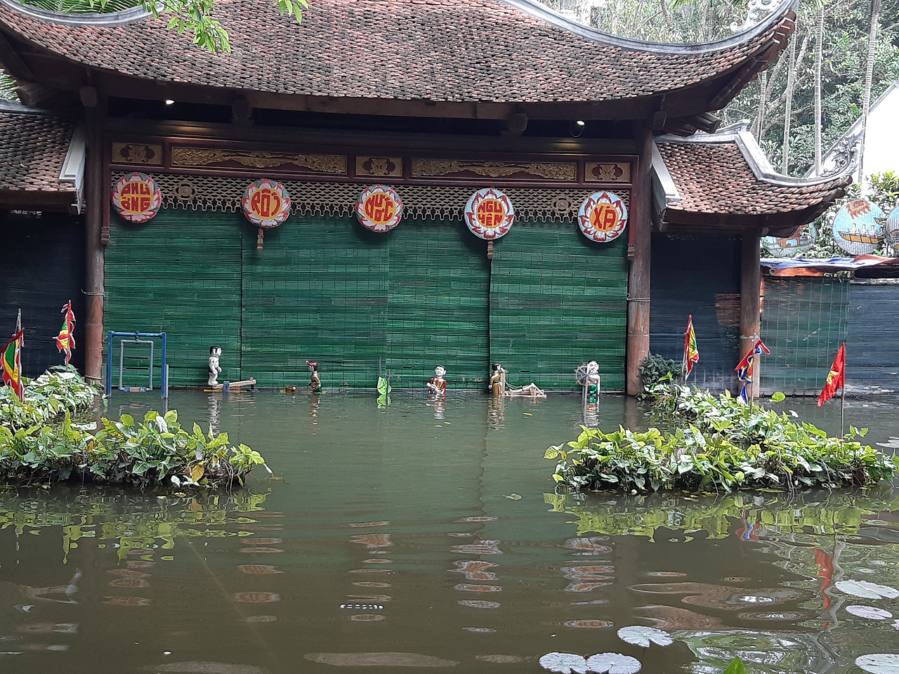 수상인형극 모습.jpg