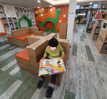 그림책도서관2.jpg