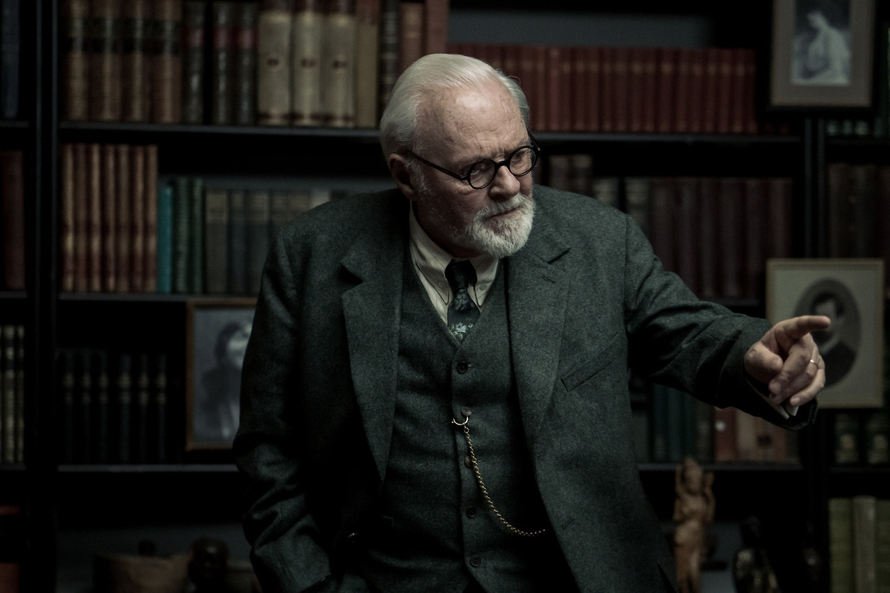 프로이트의 라스트세션  (5).jpg