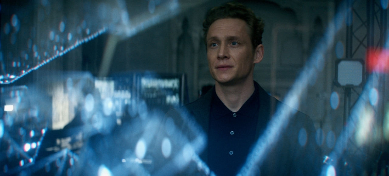 하트 오브 스톤 스틸 3.jpg