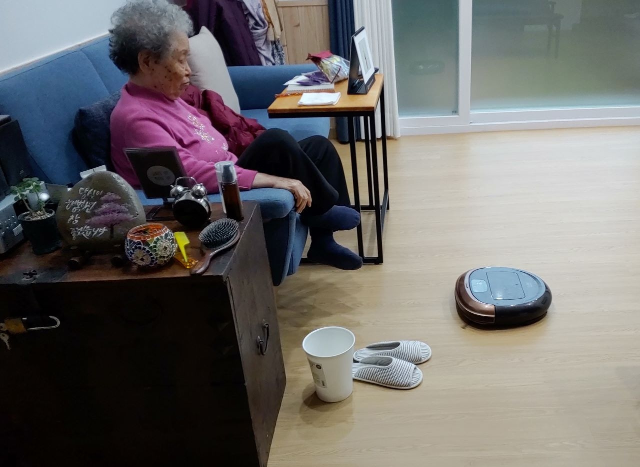 20221130_로봇청소기.jpg