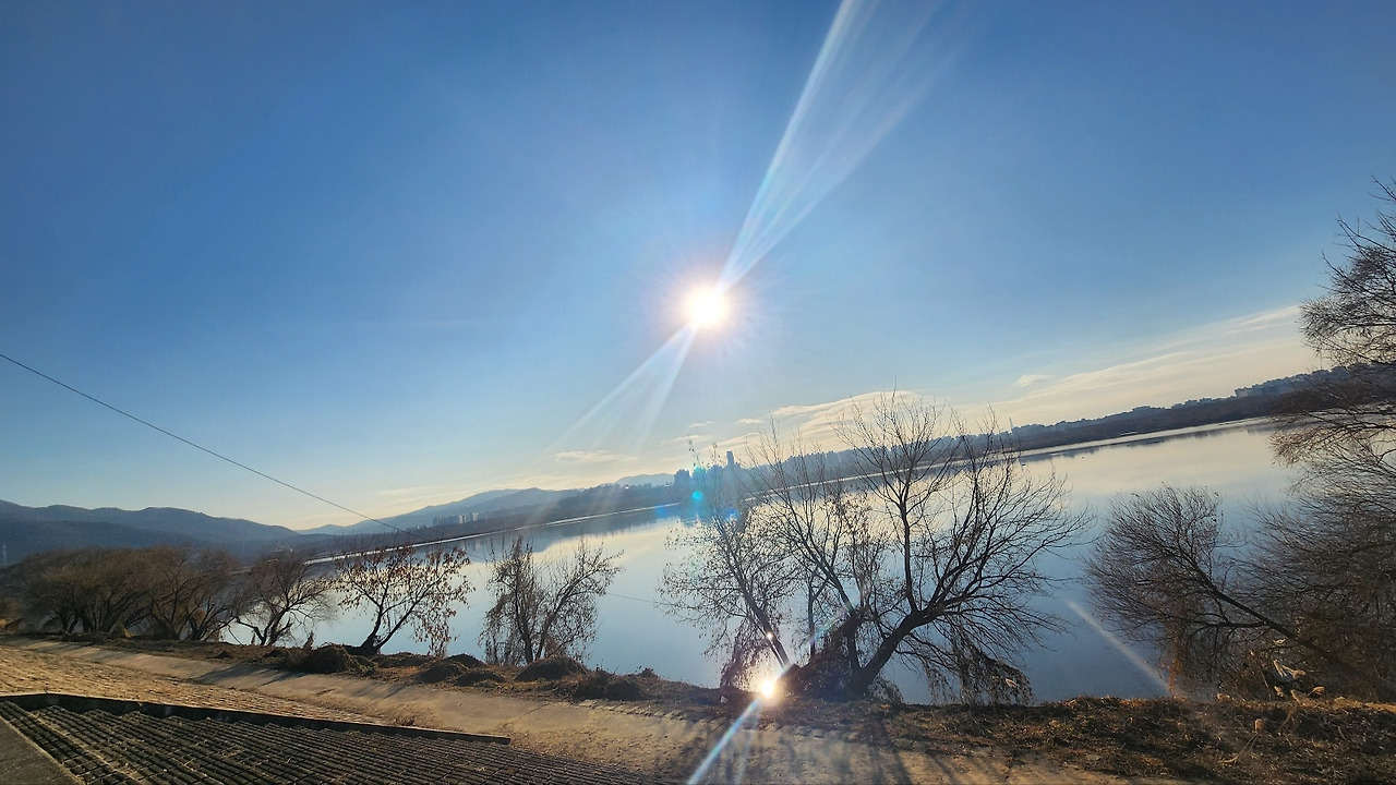 칭찬과 실망 그 사이.jpg