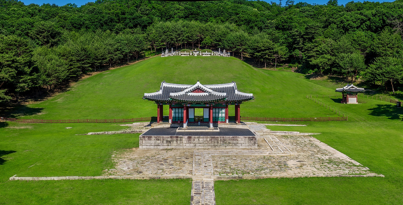 동구릉_숭릉_정자각 전경(궁능유적본부).jpg