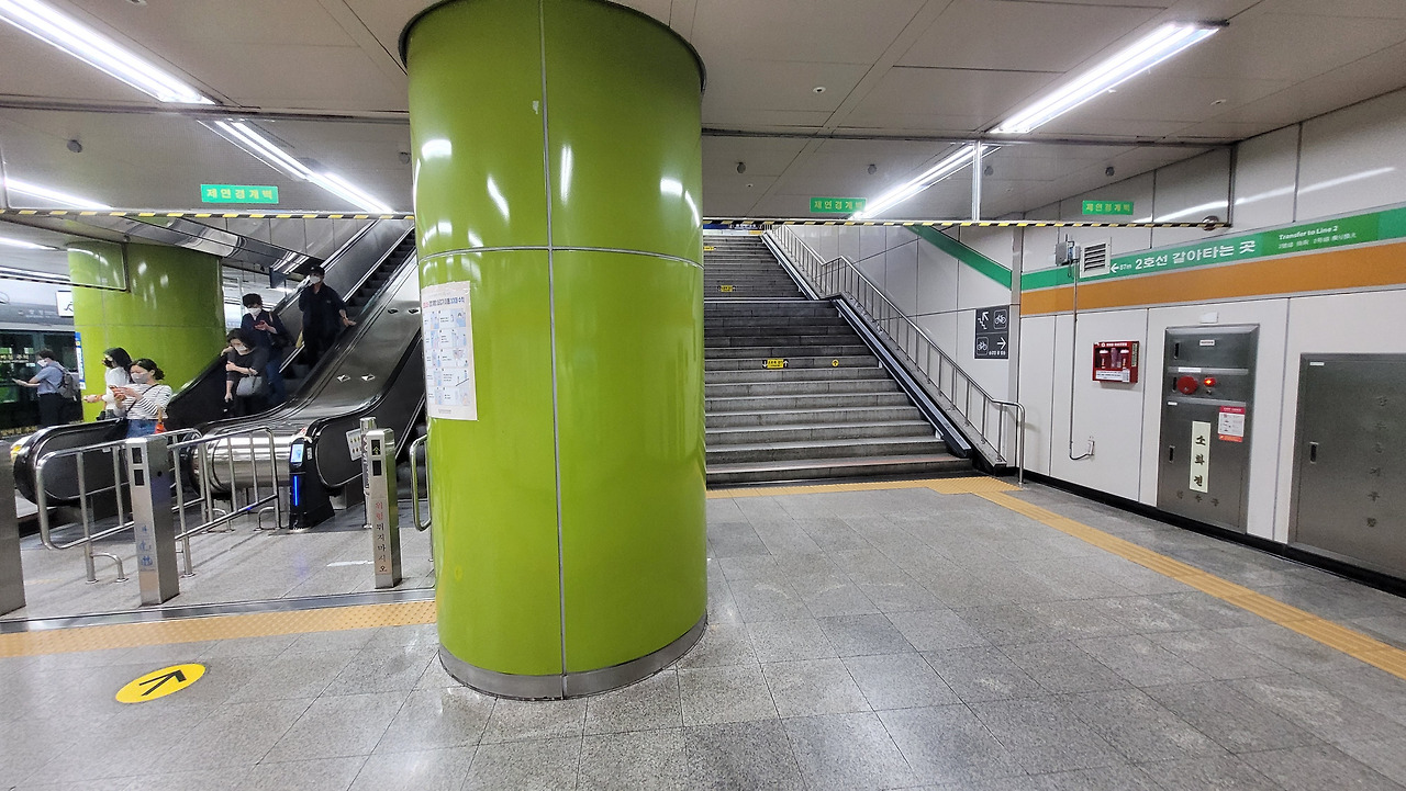 합정역 사진3.jpg