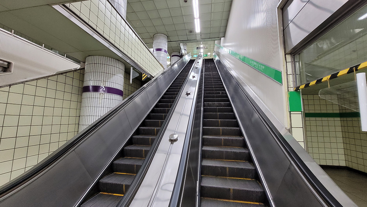 을지로4가역 사진3.jpg