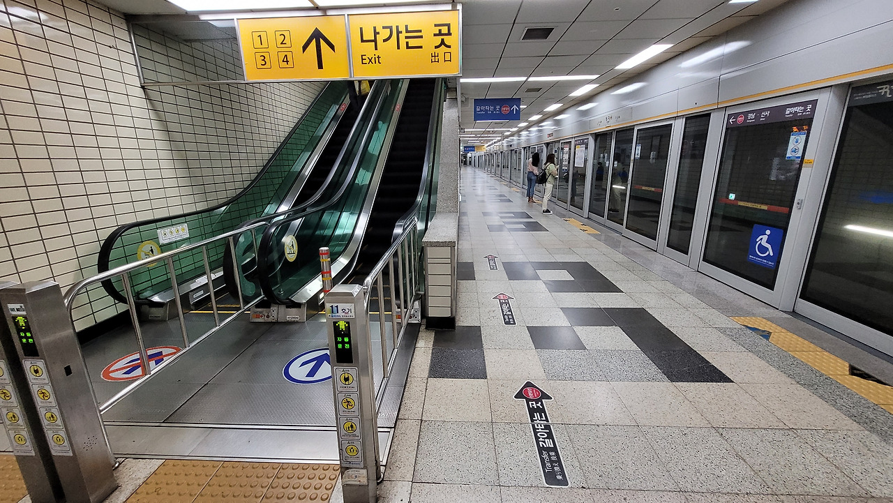 정자역 사진4.jpg