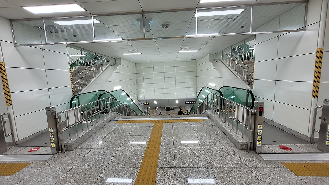 신림역 사진5-1.jpg