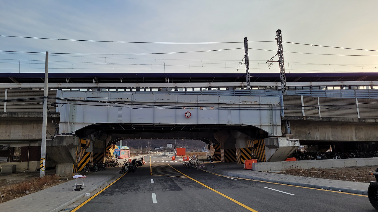 지축역 사진3.jpg