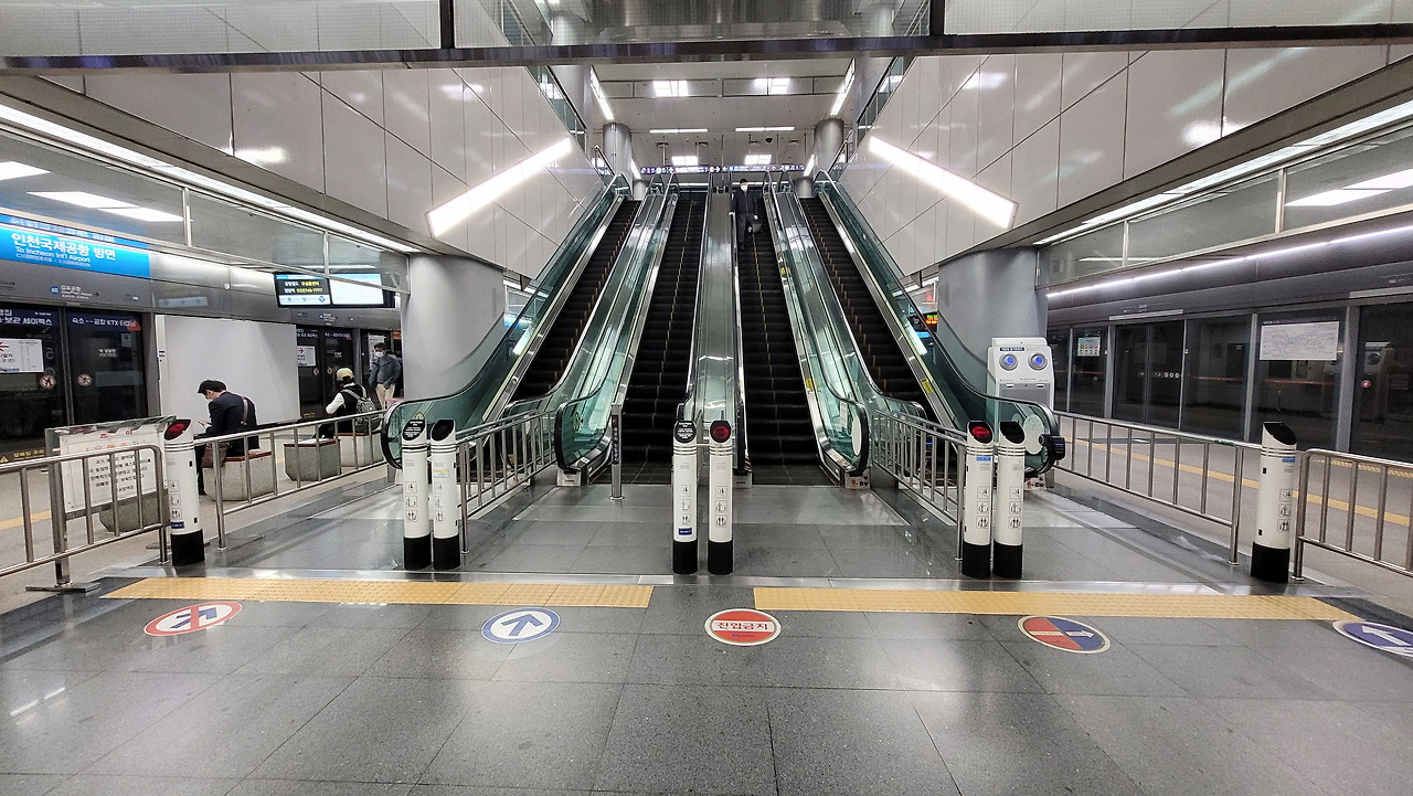 김포공항역 사진5.jpg