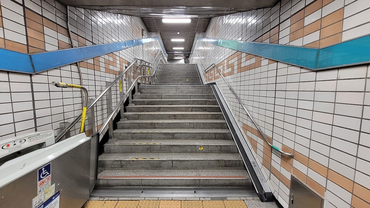 이촌역 사진2.jpg