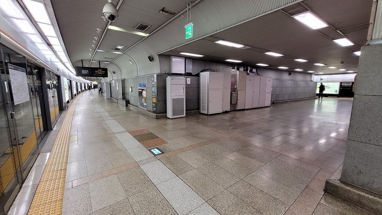 충무로역 사진5.jpg